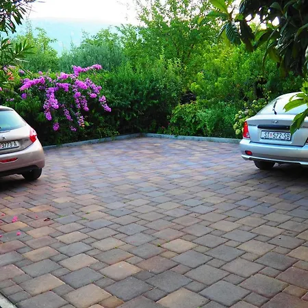 With A Parking Space Kastel Luksic, - 13734 Kastela