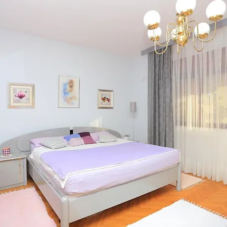 With A Parking Space Kastel Luksic, - 13734 Apartment Kastela